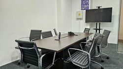 PLUS (D1), Office #580589381